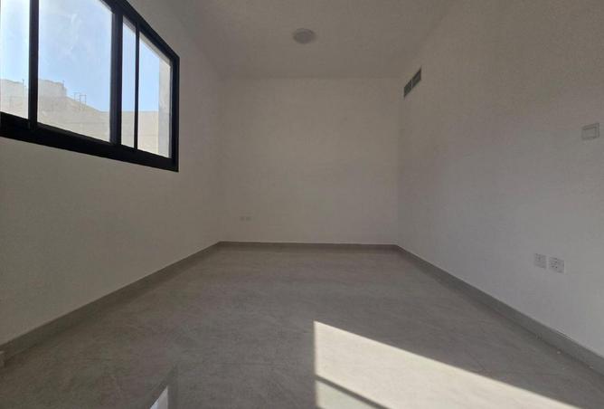 58581214 - Property Image 3