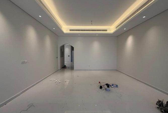 74623412 - Property Image 2