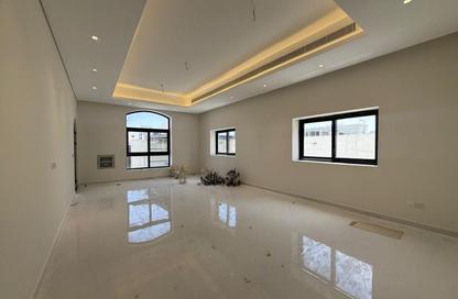 Villa - 5 Bedrooms - 7+ Bathrooms for rent in Al Tai - Sharjah