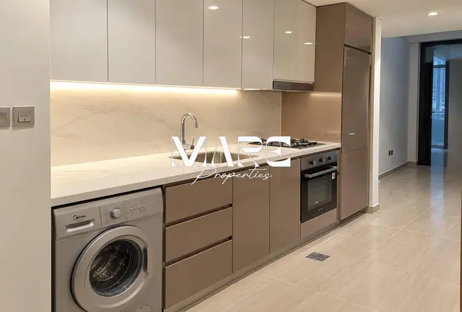 156905102 - Property Image 2