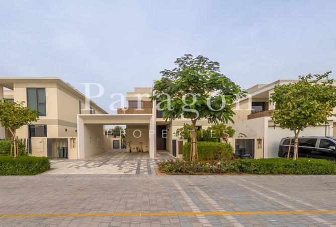 Single Row | Genuine Resale | Motivated Seller