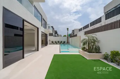 فيلا - 5 غرف نوم - 6 حمامات للبيع في القرية الغربية - الفرجان - دبي