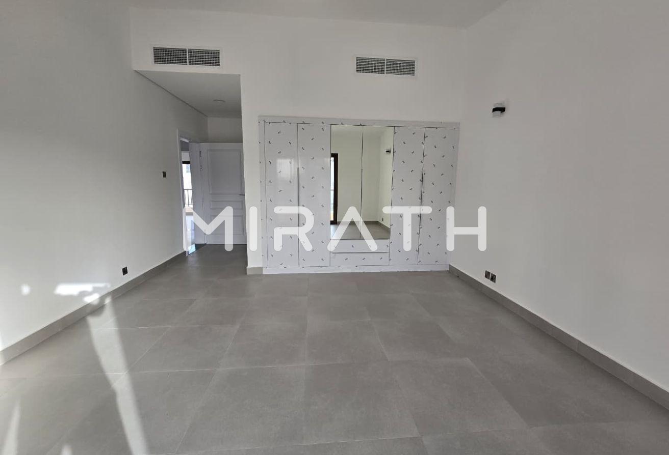 Compound Villa | Private Garden | Renovated photo 9