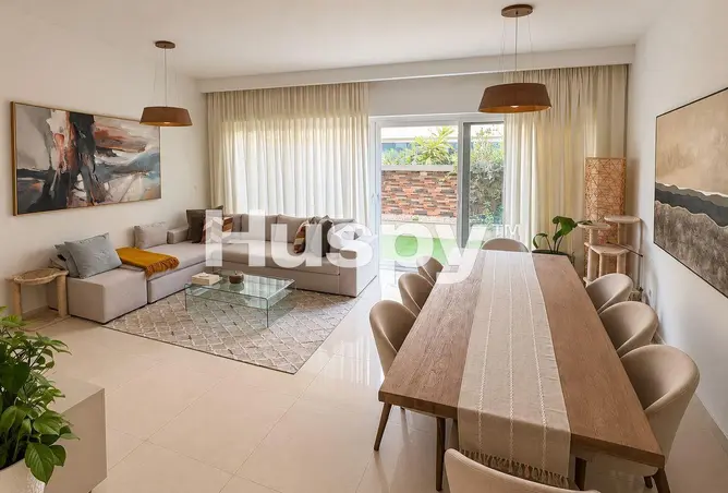 148615536 - Property Image 3