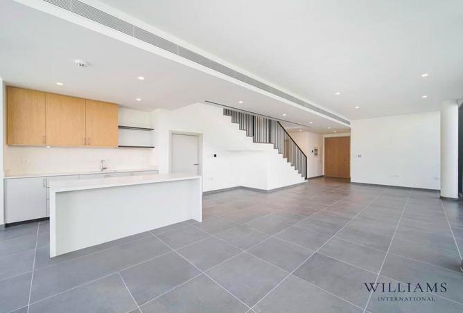 100386978 - Property Image 3