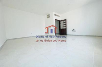 Apartment - 3 Bedrooms - 3 Bathrooms for rent in Mina Road - Tourist Club Area - Abu Dhabi