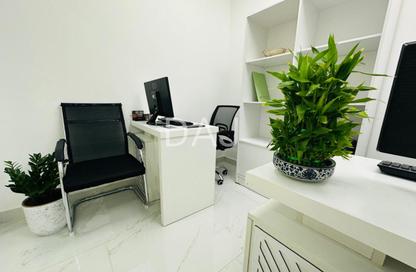 Office Space - Studio - 1 Bathroom for rent in Reem Residency - Al Karama - Dubai