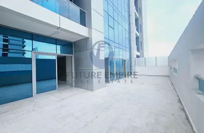 شقة - 2 غرف نوم - 3 حمامات للايجار في حور 18 - الجداف - دبي