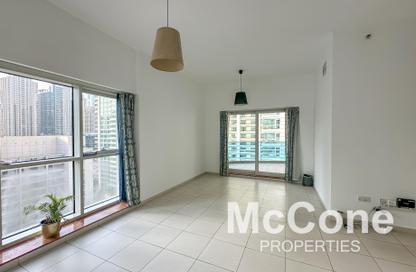 Apartment - 2 Bedrooms - 3 Bathrooms for rent in Cascades Tower - Dubai Marina - Dubai