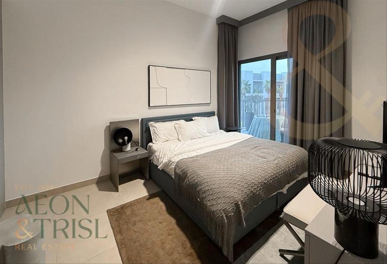 Fully Furnished | Low Floor | Specious Layout photo 6