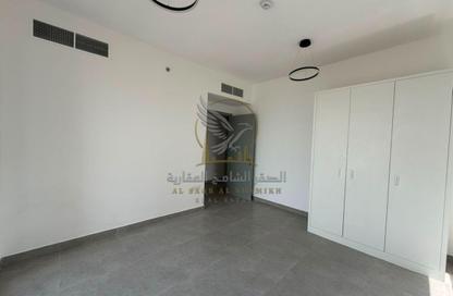 Apartment - 2 - 2 for rent in Al Majaz 2 - Al Majaz - Sharjah Apartment - 2 - 2 for rent in Al Majaz 2 - Al Majaz - Sharjah