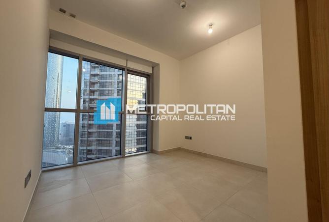 77390801 - Property Image 2