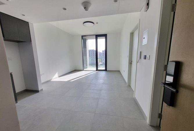 123834343 - Property Image 3
