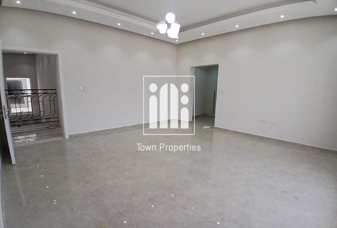 75011432 - Property Main Image