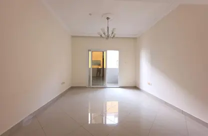 شقة - غرفة نوم - 1 حمام للايجار في شارع التعاون الجديد - التعاون - الشارقة