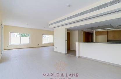 Villa - 4 Bedrooms - 5 Bathrooms for rent in Legacy Nova Villas - Jumeirah Park - Dubai Villa - 4 Bedrooms - 5 Bathrooms for rent in Legacy Nova Villas - Jumeirah Park - Dubai