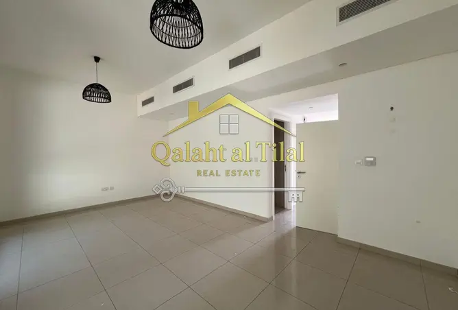 162815655 - Property Image 3