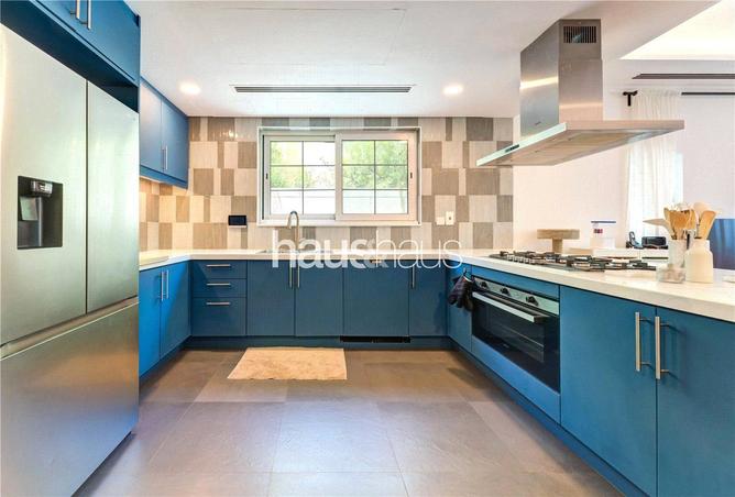100405629 - Property Image 2