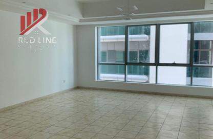 Apartment - 2 Bedrooms - 3 Bathrooms for rent in Al Dana Tower - Al Majaz 3 - Al Majaz - Sharjah