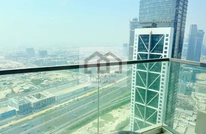 شقة - 2 غرف نوم - 2 حمامات للايجار في فندق ومساكن برج باراماونت - الخليج التجاري - دبي