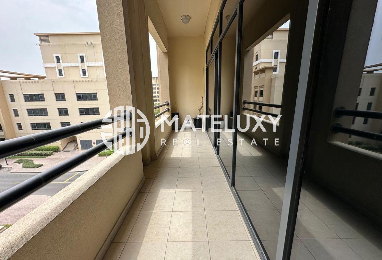2BHK Unfurnished |Vacant Now | Spacious Layout photo 8