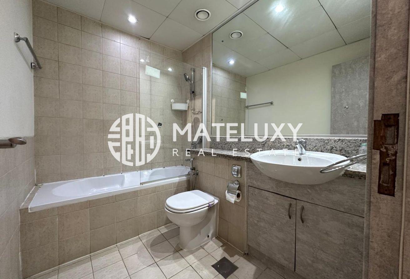 2BHK Unfurnished |Vacant Now | Spacious Layout photo 11