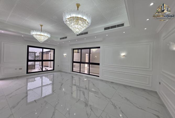 76162600 - Property Image 3