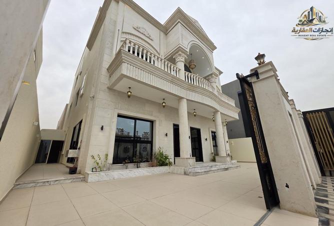 76162600 - Property Image 2