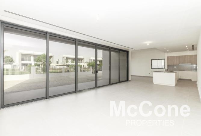 76961592 - Property Image 2