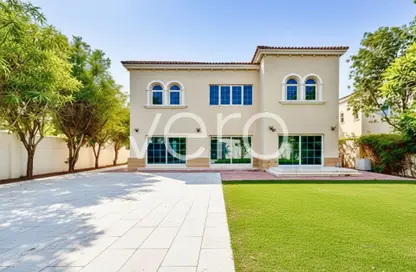 فيلا - 4 غرف نوم - 5 حمامات للايجار في ديستريكت 8 - جميرا بارك - دبي