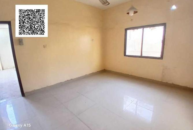 100824000 - Property Image 3