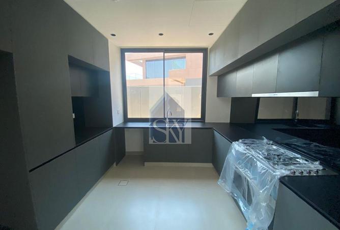 72720510 - Property Image 3