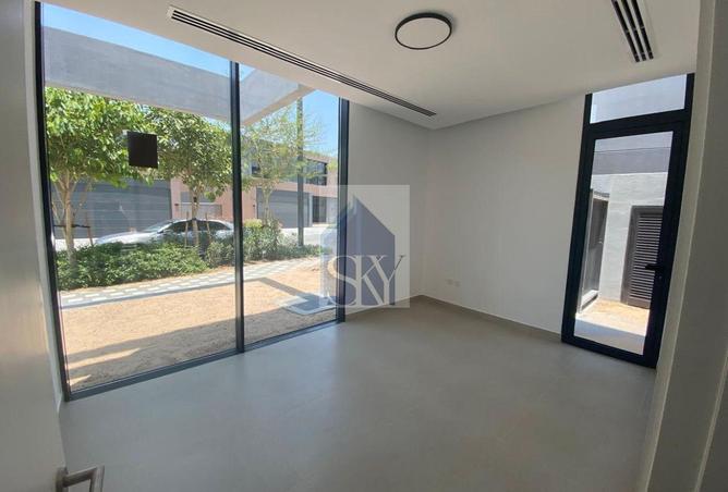 72720510 - Property Main Image