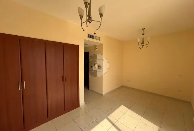 156938158 - Property Image 3