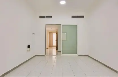 Apartment - 3 Bedrooms - 3 Bathrooms for rent in Al Hamriya - Bur Dubai - Dubai Apartment - 3 Bedrooms - 3 Bathrooms for rent in Al Hamriya - Bur Dubai - Dubai