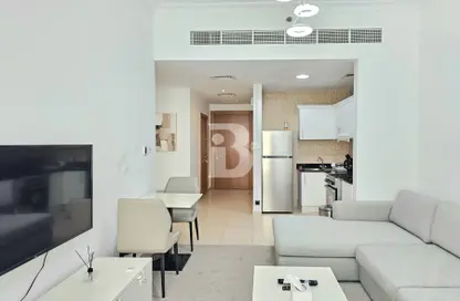 شقة - غرفة نوم - 1 حمام للايجار في برج ماي فير - الخليج التجاري - دبي