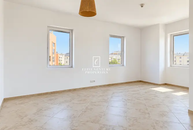 166522040 - Property Image 2