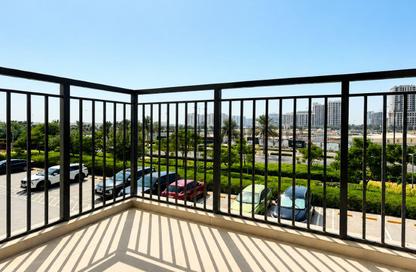 Apartment - 1 Bedroom - 2 Bathrooms for sale in Ascot Residences - Town Square - Dubai