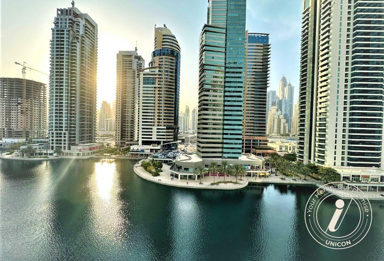 Full Lake View | Bright Studio with Large Balcony photo 4