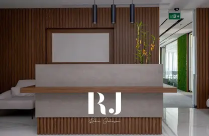 Office Space - Studio for rent in Marina Plaza - Dubai Marina - Dubai Office Space - Studio for rent in Marina Plaza - Dubai Marina - Dubai