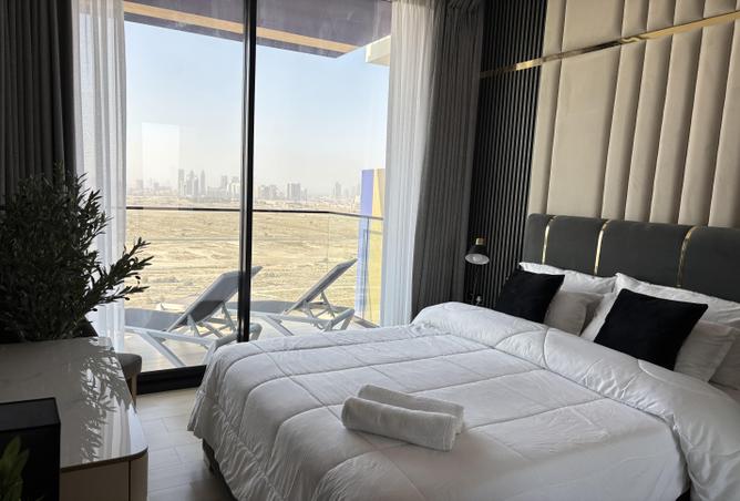 High floor | City skyline view | Modern finishing photo 3