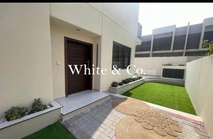 Townhouse - 3 - 5 for rent in Odora - Damac Hills 2 - Dubai Townhouse - 3 - 5 for rent in Odora - Damac Hills 2 - Dubai