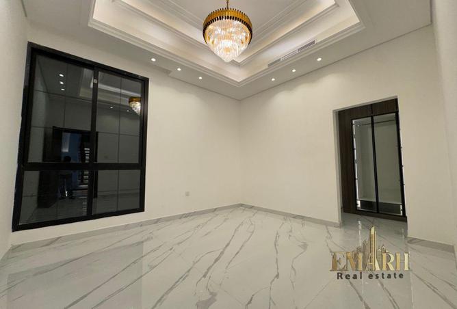 83230799 - Property Image 3