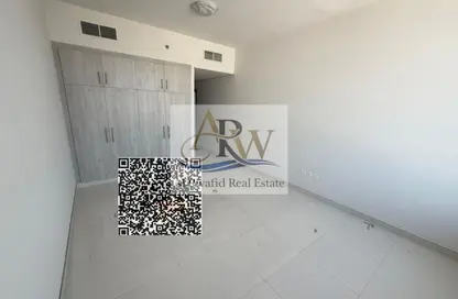 Apartment - 1 Bedroom - 2 Bathrooms for rent in Al Rashidiya Towers - Al Rashidiya - Ajman Downtown - Ajman