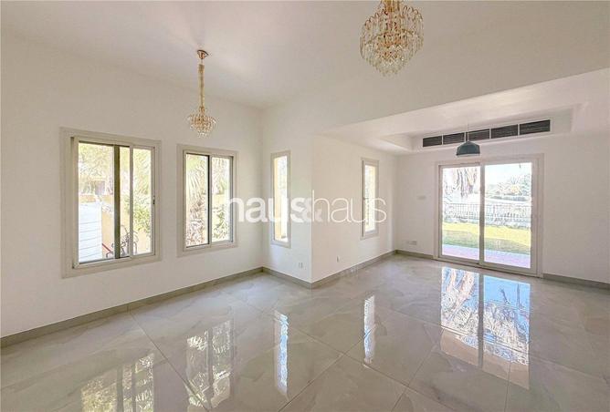 65181823 - Property Image 3