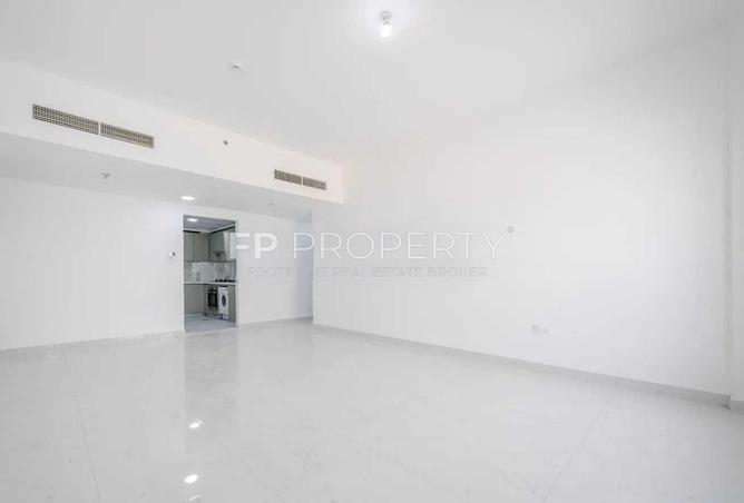 135171240 - Property Main Image