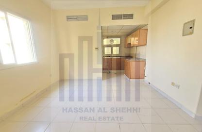 Apartment - Studio - 1 Bathroom for rent in Fire Station Road - Muwaileh - Sharjah Apartment - Studio - 1 Bathroom for rent in Fire Station Road - Muwaileh - Sharjah