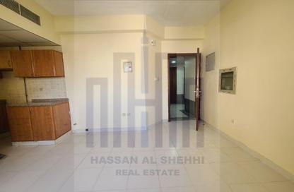 Apartment - Studio - 1 Bathroom for rent in Fire Station Road - Muwaileh - Sharjah Apartment - Studio - 1 Bathroom for rent in Fire Station Road - Muwaileh - Sharjah