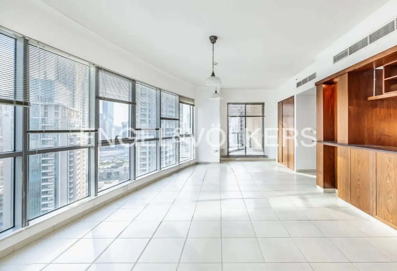 126571404 - Property Main Image