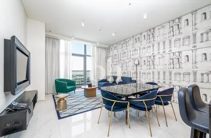 النزل و الشقق الفندقية - 2 غرف نوم - 2 حمامات للايجار في ميلينيوم اتريا بزنس باي - اتريا اس ايه - الخليج التجاري - دبي